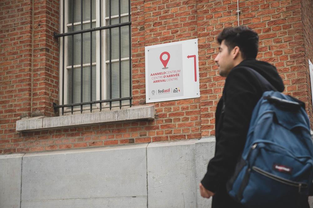Hoe asiel aanvragen in België? | Fedasil info - informatieplatform voor